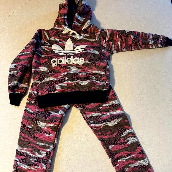 Adidas Girls Pink, Grey, Brown Camo Sweat Suit Size Medium - Picture 1 of 10